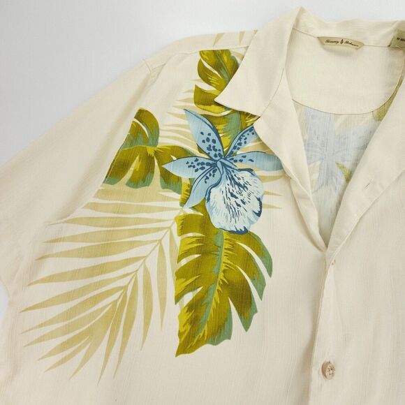 TOMMY BAHAMA 100% Silk Old Money Button Down Hawaiian Shirt Large Cream Resort - Picture 5 of 8